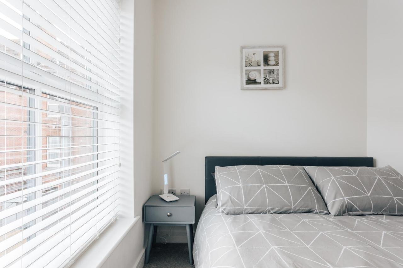 Central 2 Double Bedroom Flat With Parking Bornemouth Extérieur photo